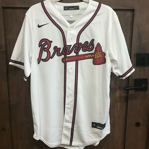 Nike White Braves Baseball Jersey with Red Accents